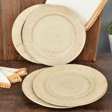 “Dazzling Riviera” Ribbed Ceramic Dinner Serving Plates (Set of 4, Ivory , Diameter – 10 inches, 4 Table Napkins) | Full Plates | Platter