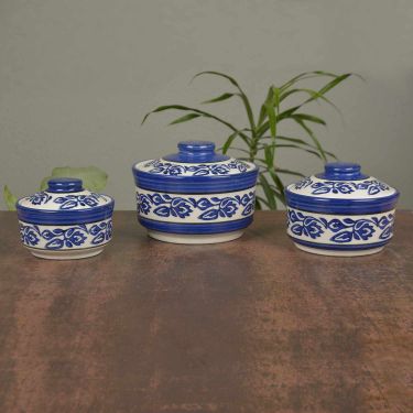 Studio Pottery Handpainted Ceramic Serving Donga with Lid Casserole Set (Set of 3, White and Blue)